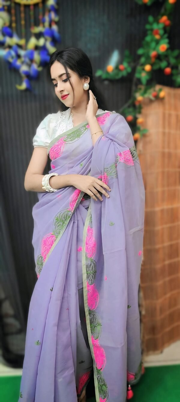Classic Hafsilk Handwoven Saree Perfect for Every Occasion