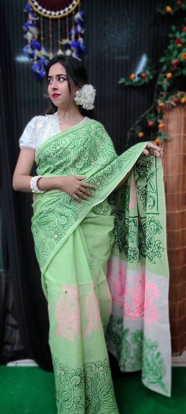 Authentic Hafsilk Saree Beautiful Handicrafts at Great Price